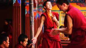 Тибетская гимнастика для позвоночника: описание упражнений с фото, пошаговая инструкция выполнения, оздоровление позвоночника, проработка мышц спины и тела