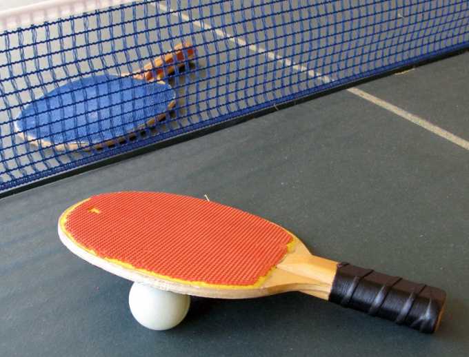 Как держать ракетку для настольного тенниса